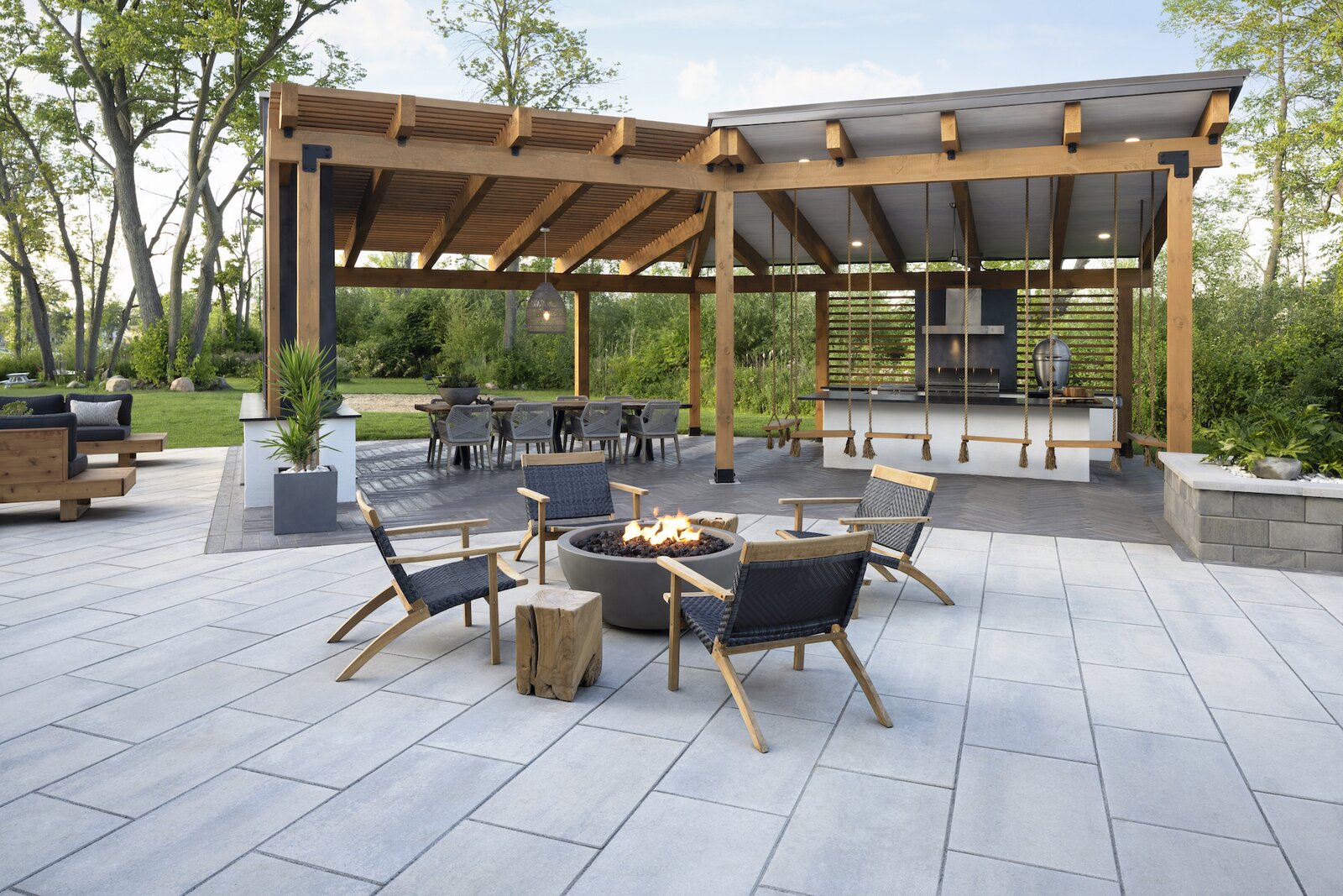 Photo 7 of 15 in 10 Inspiring Landscaping and Outdoor Design Trends for