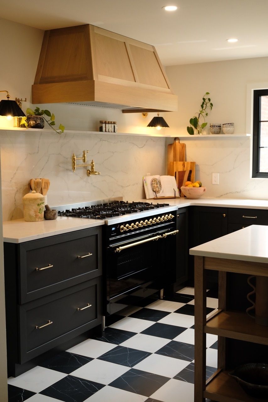 Photo 5 of 10 in Five Kitchens Where the Right Range Completely ...