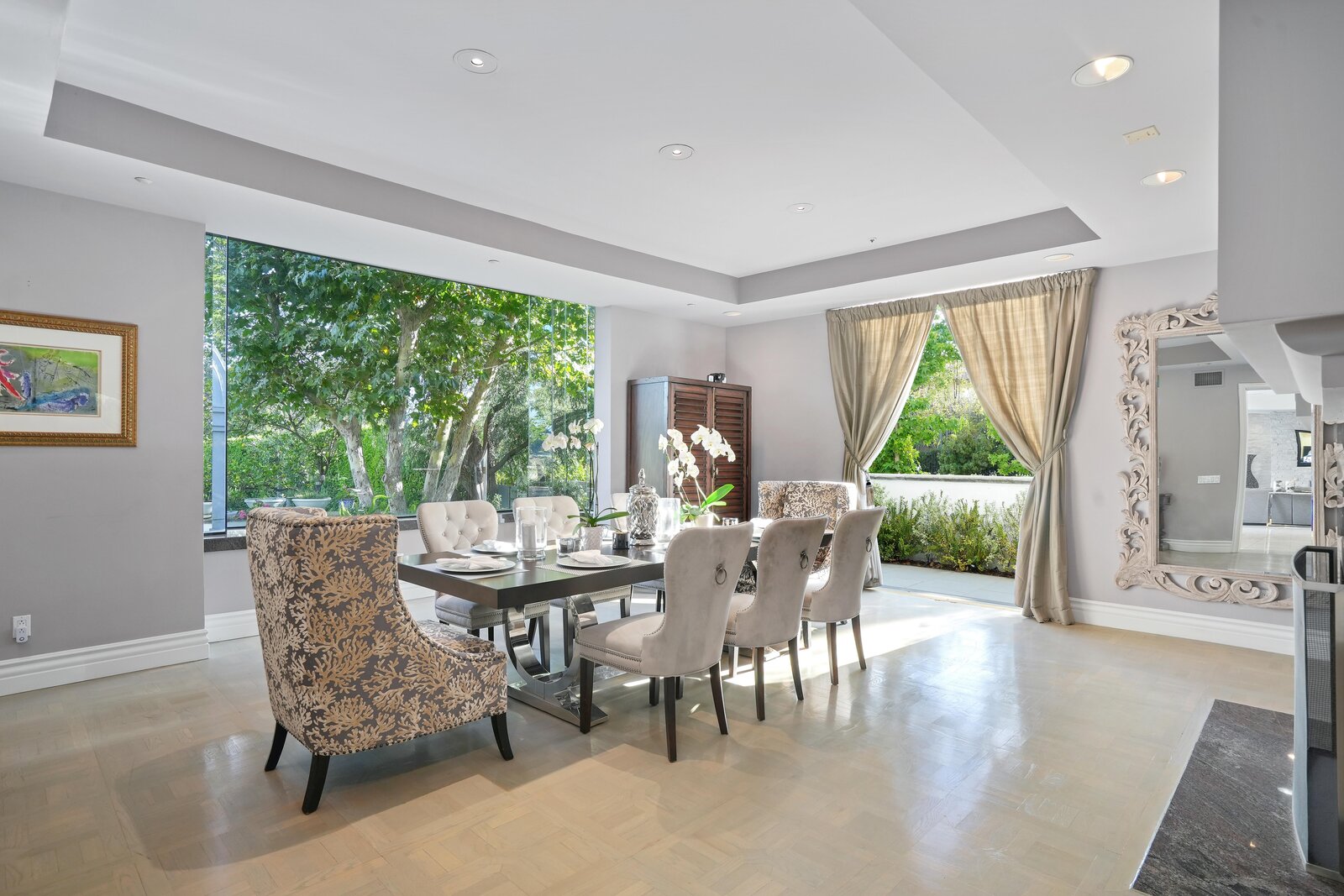 Photo 5 of 21 in True View Estate in Bel Air, California by Salazar & Yana Beranek