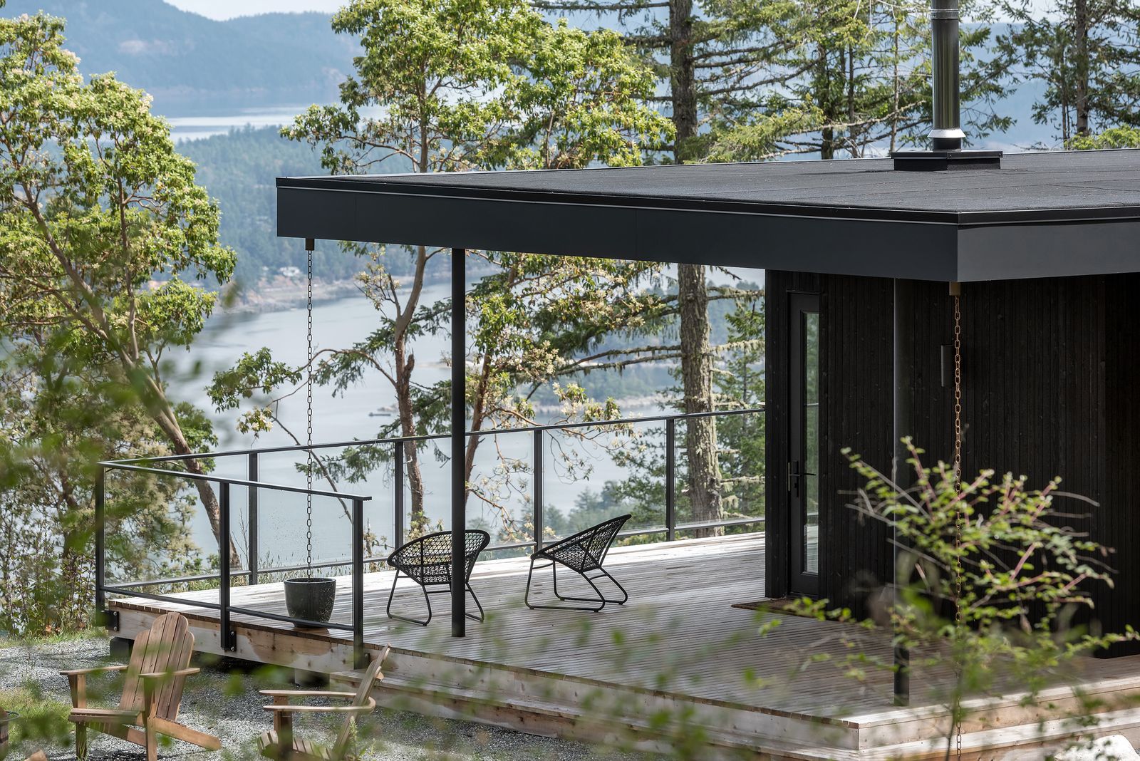 Photo 11 of 11 in Raven Ridge Cabin by W O V E N Architecture and ...