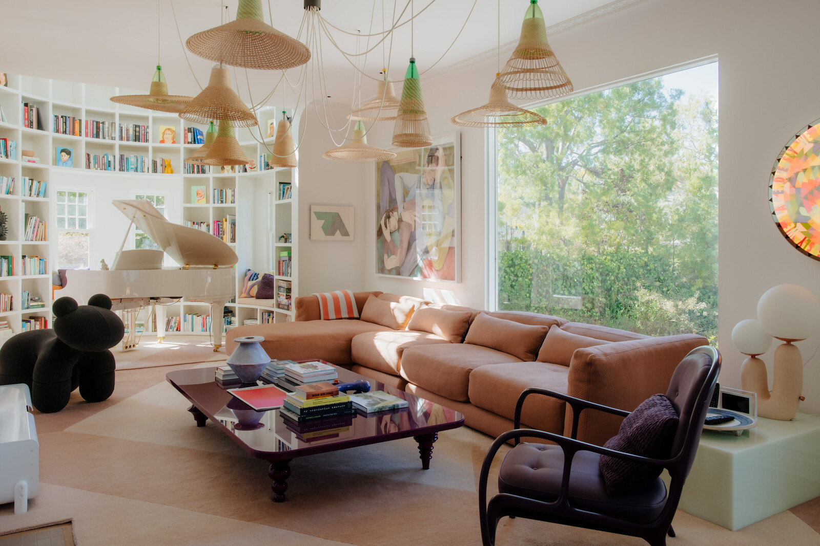 Photo 13 of 15 in Open House Event They Gave Their “Grey Gardens