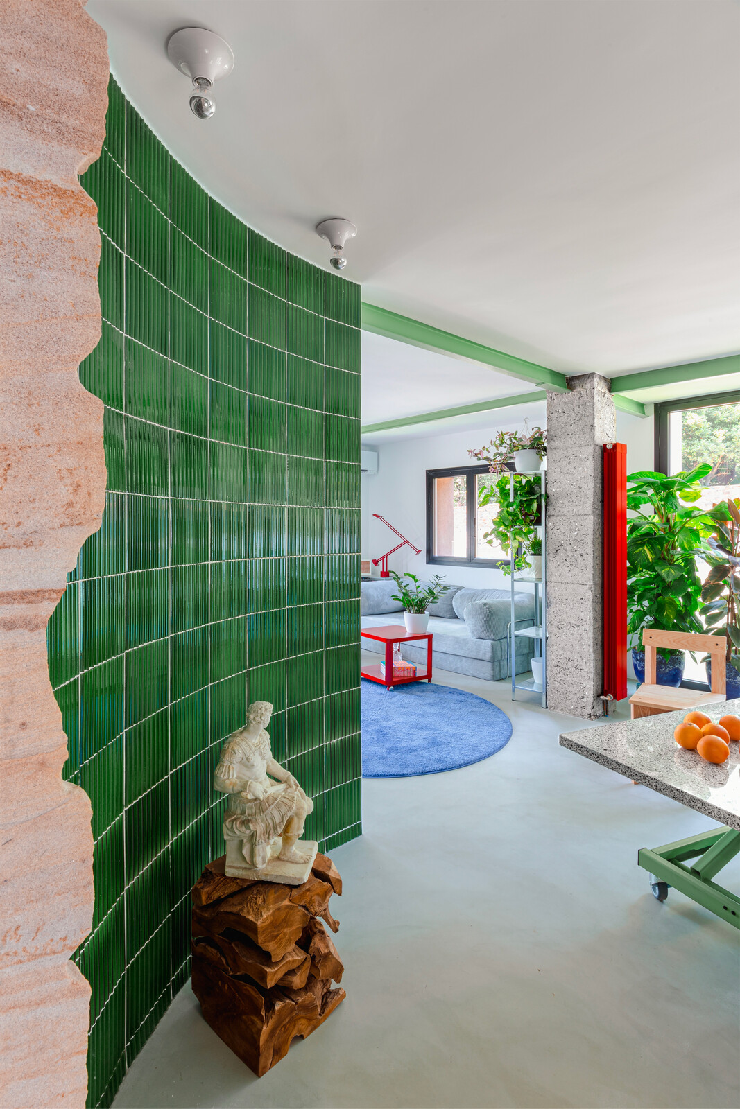 Architect Ismael Medina Manzano renovated this 816-square-foot apartment in San <span style="font-family: Theinhardt, -apple-system, BlinkMacSystemFont, &quot;Segoe UI&quot;, Roboto, Oxygen-Sans, Ubuntu, Cantarell, &quot;Helvetica Neue&quot;, sans-serif;">Sebastián, Spain, bringing a new level of flexibility and joy to the space.</span><span style="font-family: Theinhardt, -apple-system, BlinkMacSystemFont, &quot;Segoe UI&quot;, Roboto, Oxygen-Sans, Ubuntu, Cantarell, &quot;Helvetica Neue&quot;, sans-serif;"> </span>