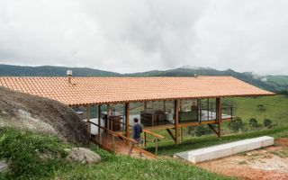 You Can See Straight Through This Prefab Mountain Home Near São Paulo