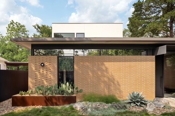 Austin architecture firm North Arrow Studio worked with developer Brita Wallace on the plans for this Zilker neighborhood new build. Homeowner Laurie Chapman designed the interiors and landscaping.