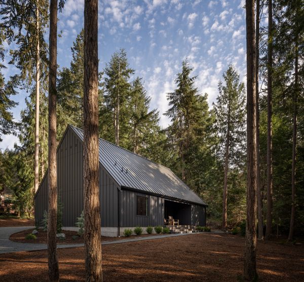 Interior designer Maggie Smith worked with architect Joshua Masterson to build a weekend cabin for herself and her daughter on Whidbey Island, a short drive and ferry ride from Seattle.