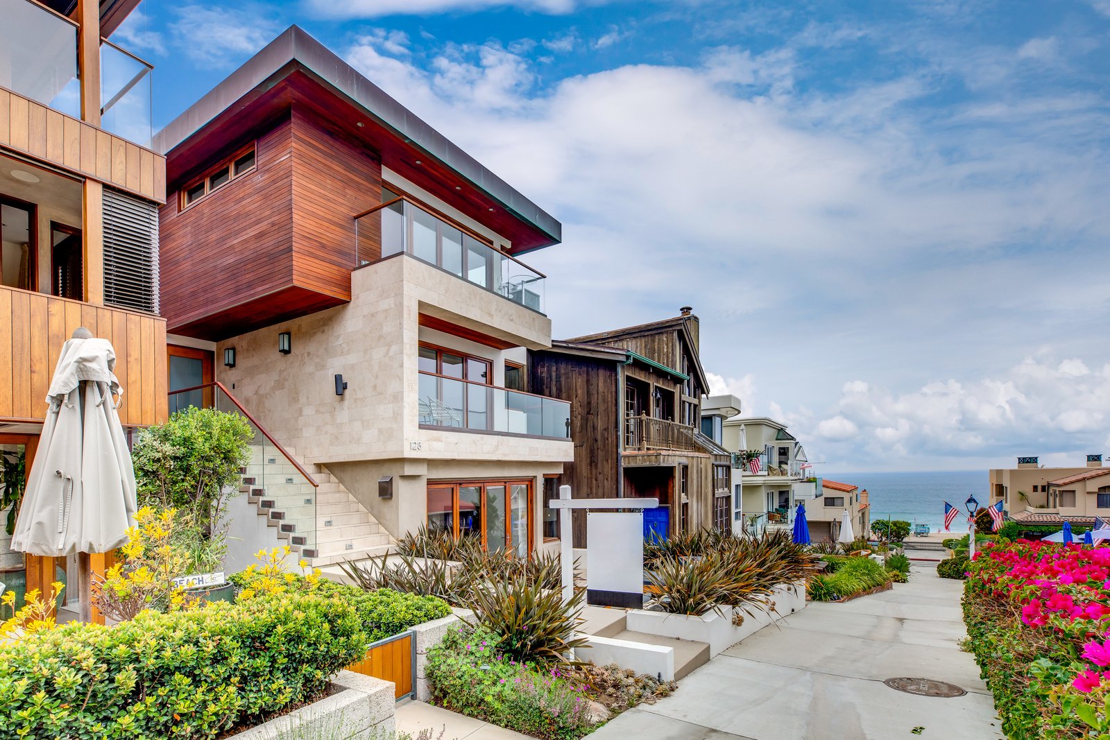 Manhattan Beach Walkstreet Home posted by Kaminsky Real Estate Group