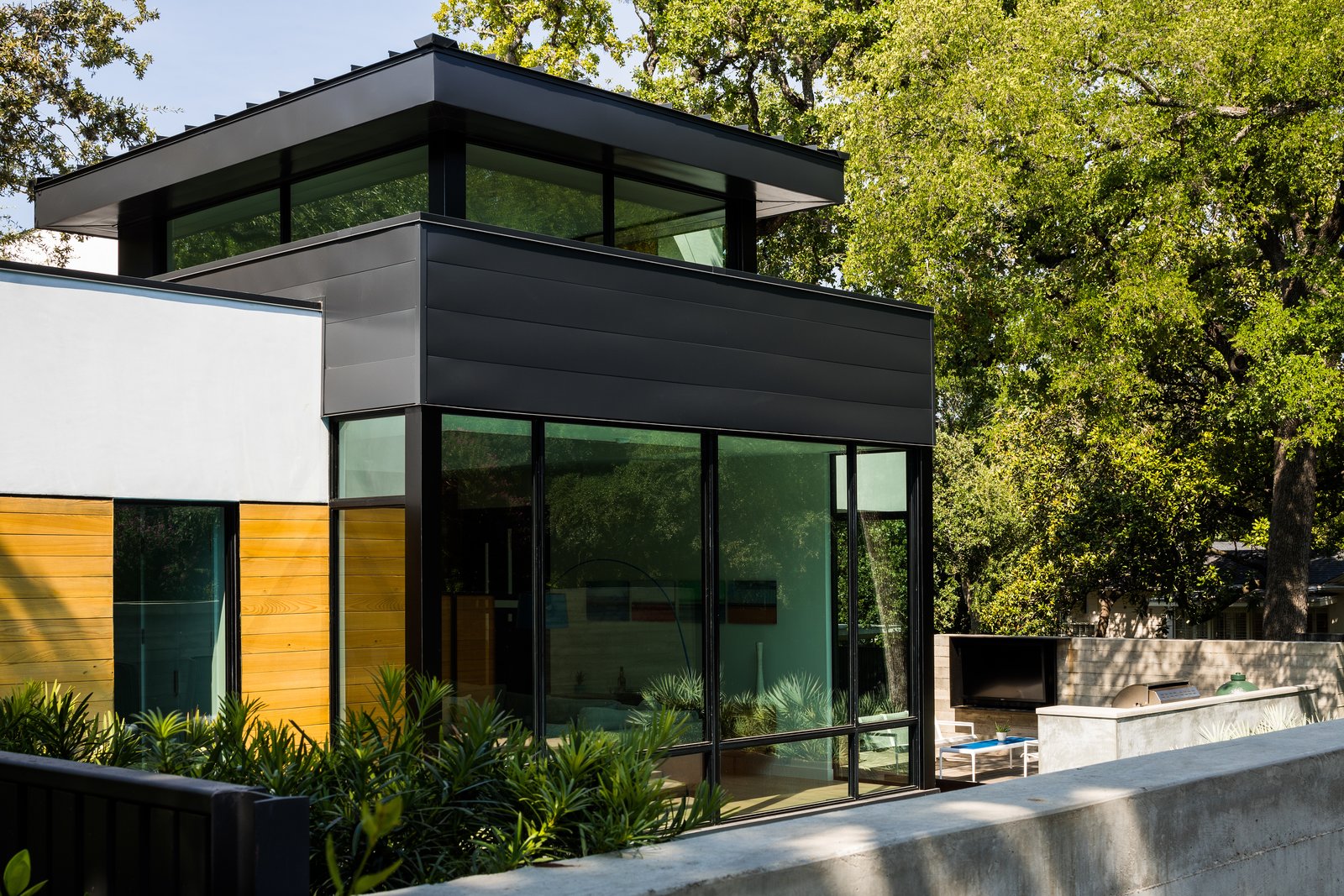 Windsor Residence by Dick Clark + Associates