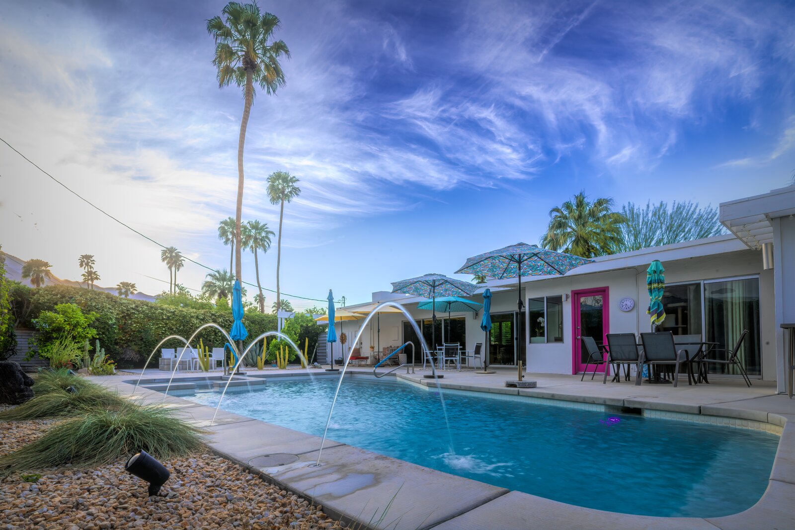 Photo 14 of 31 in Movie-Star Hideaway by Paul DiLeo - Dwell