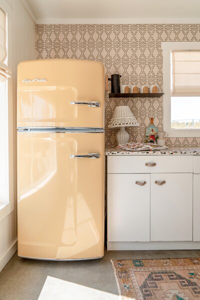 Photo 3 Of 5 In Tour Interior Designer Natalie Myers Stunning Tranquil Kitchen Dwell