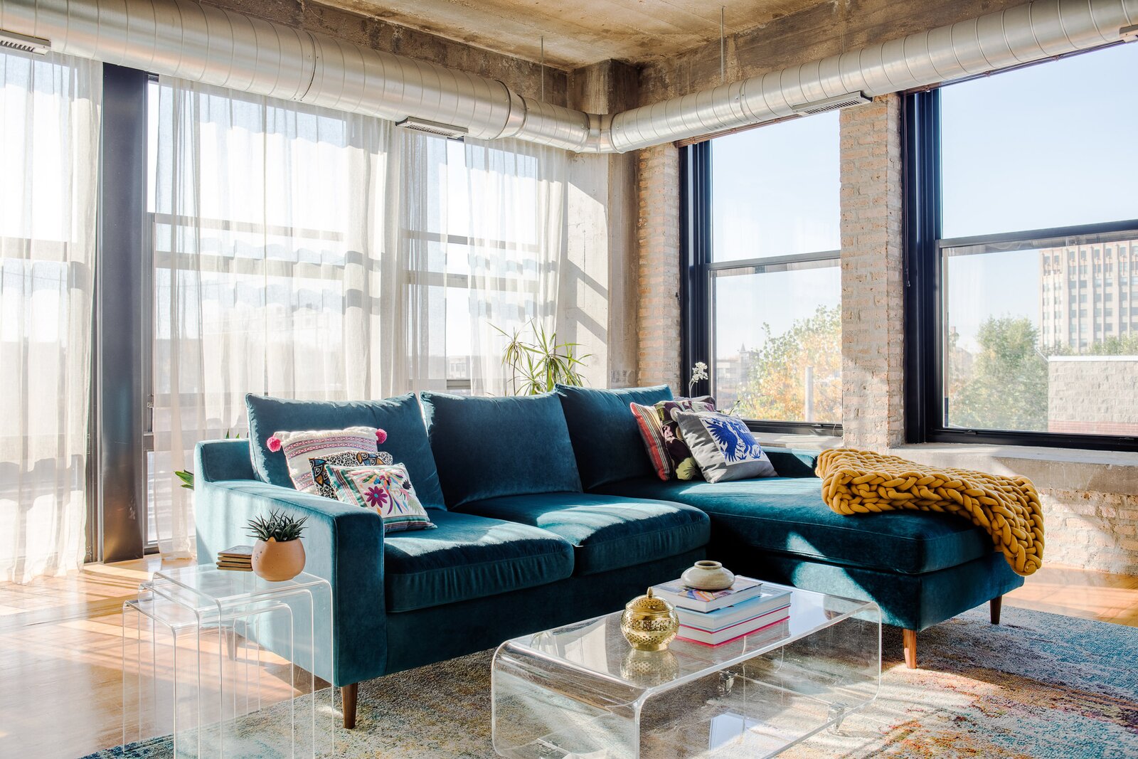 Photo 7 of 11 in Modern-Maximalist City Loft by Indigo Ink Designs - Dwell