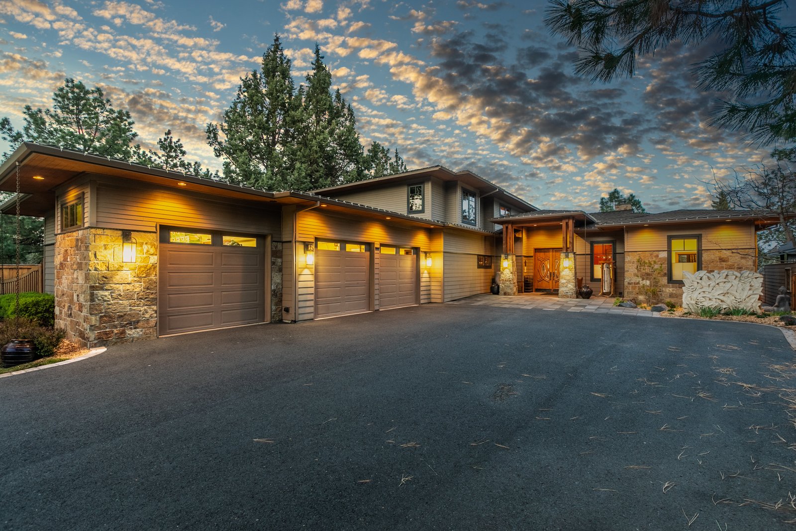 Photo 1 of 22 in An Iconic Riverfront Retreat lists for 3.325M by