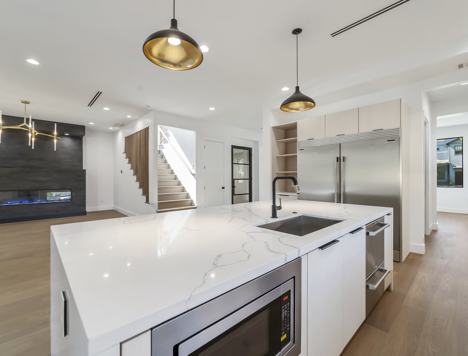 Photo 4 of 10 in The Modern Echo by Echo Custom Homes LLC - Dwell