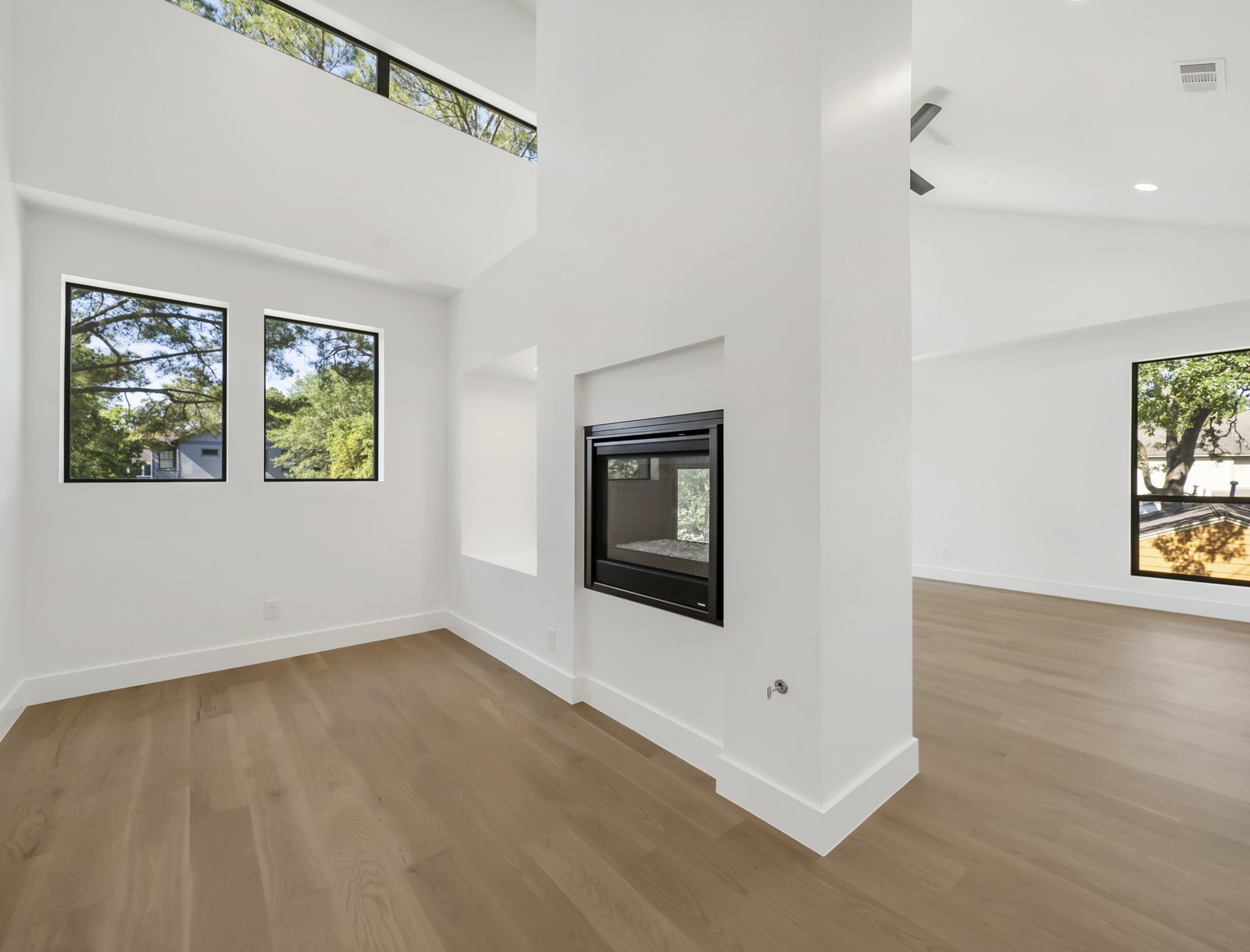 Photo 7 of 10 in The Modern Echo by Echo Custom Homes LLC - Dwell