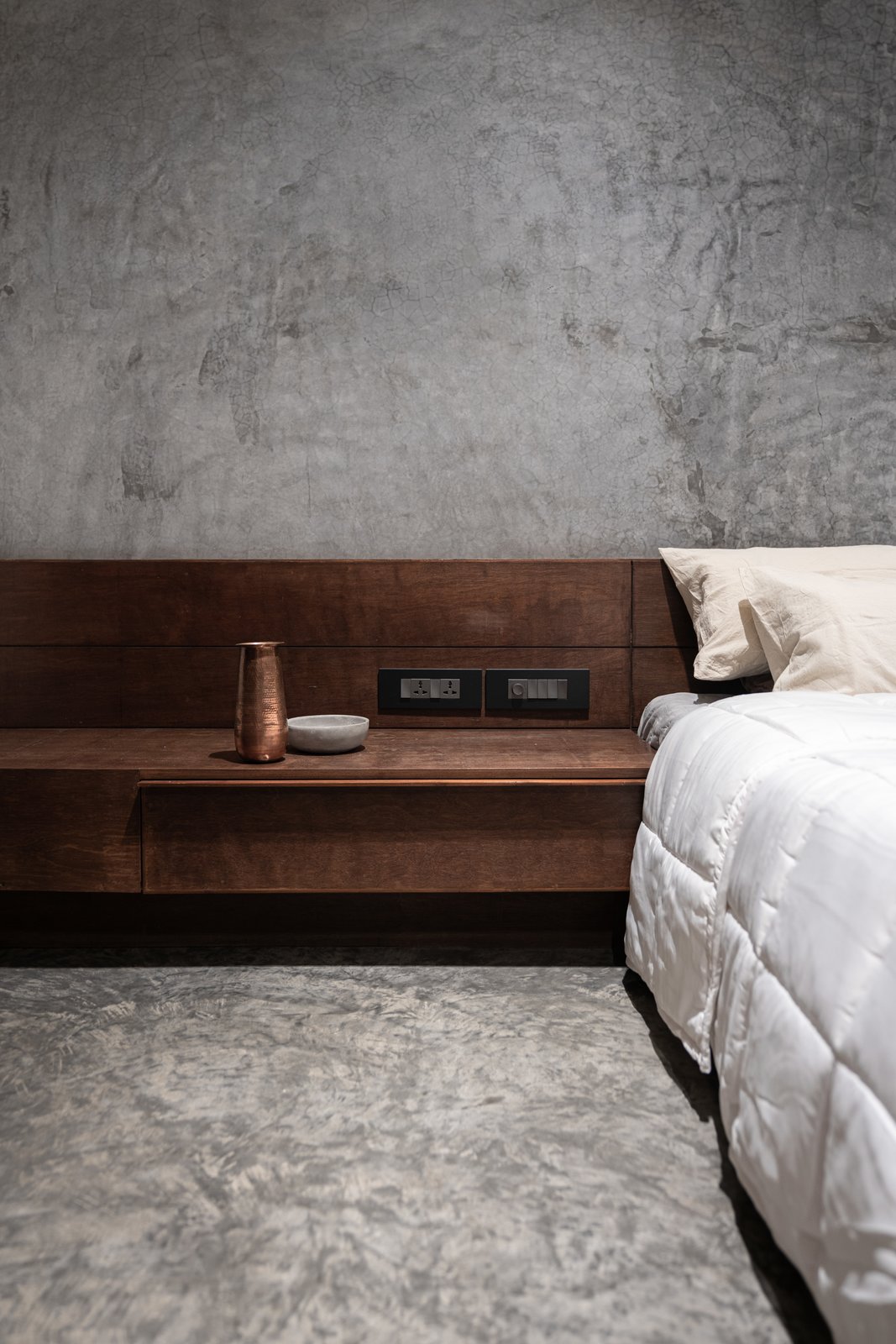 floor cot