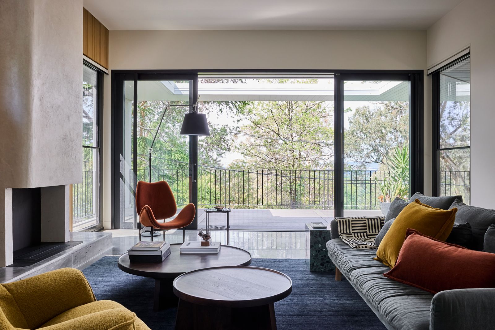 Photo 2 of 19 in House on a Hill by nwe. interior design - Dwell