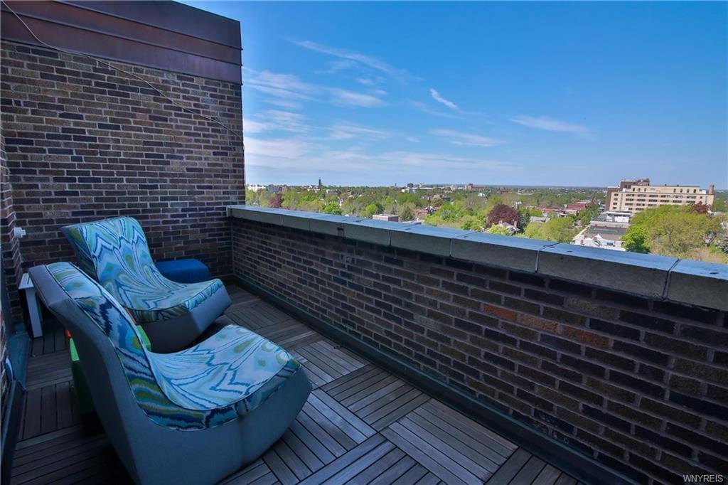 Buffalo, NY Luxury Penthouse with views of Niagara Falls Dwell