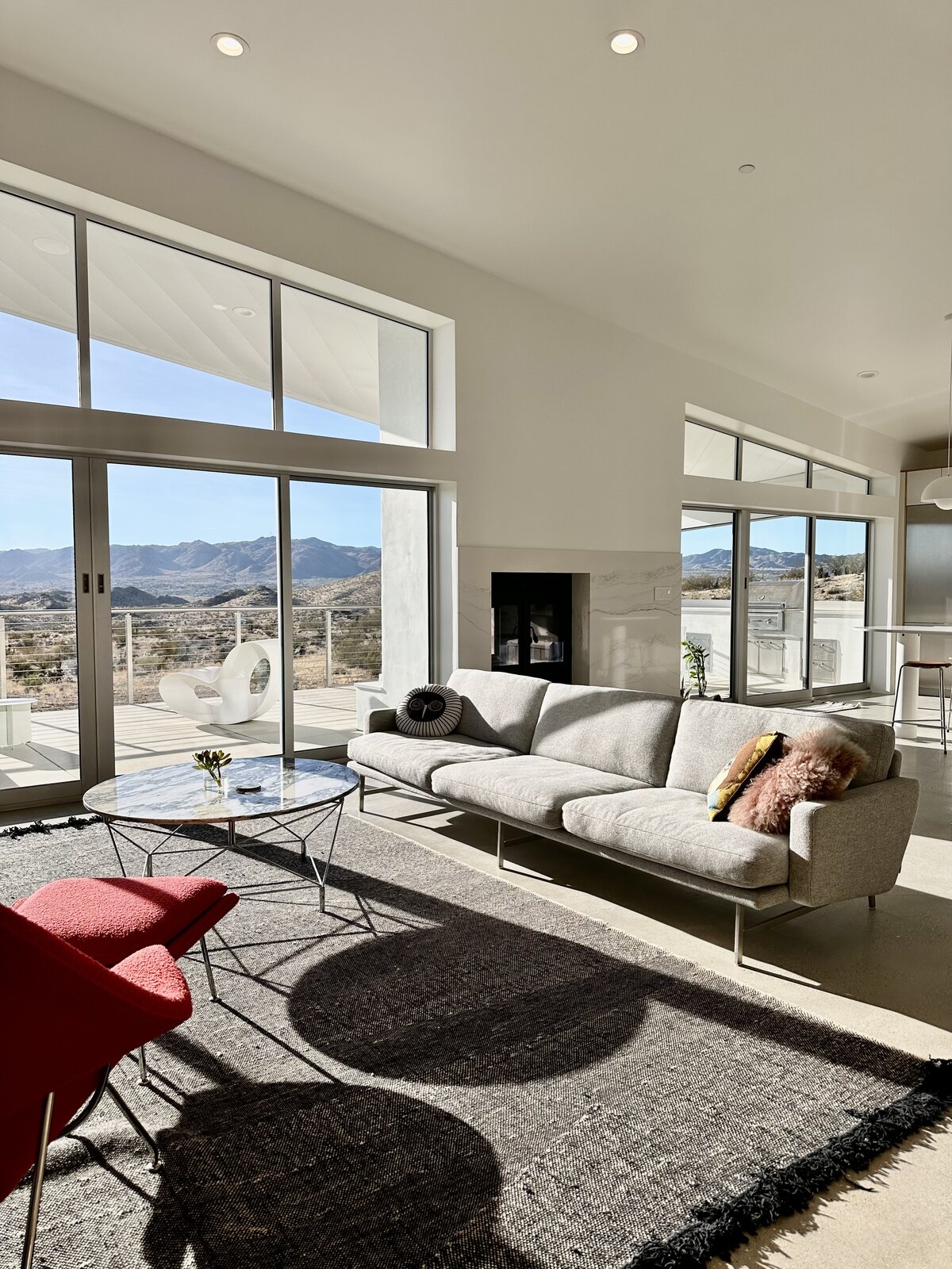 Photo 1 of 23 in Panorama House by julie park - Dwell