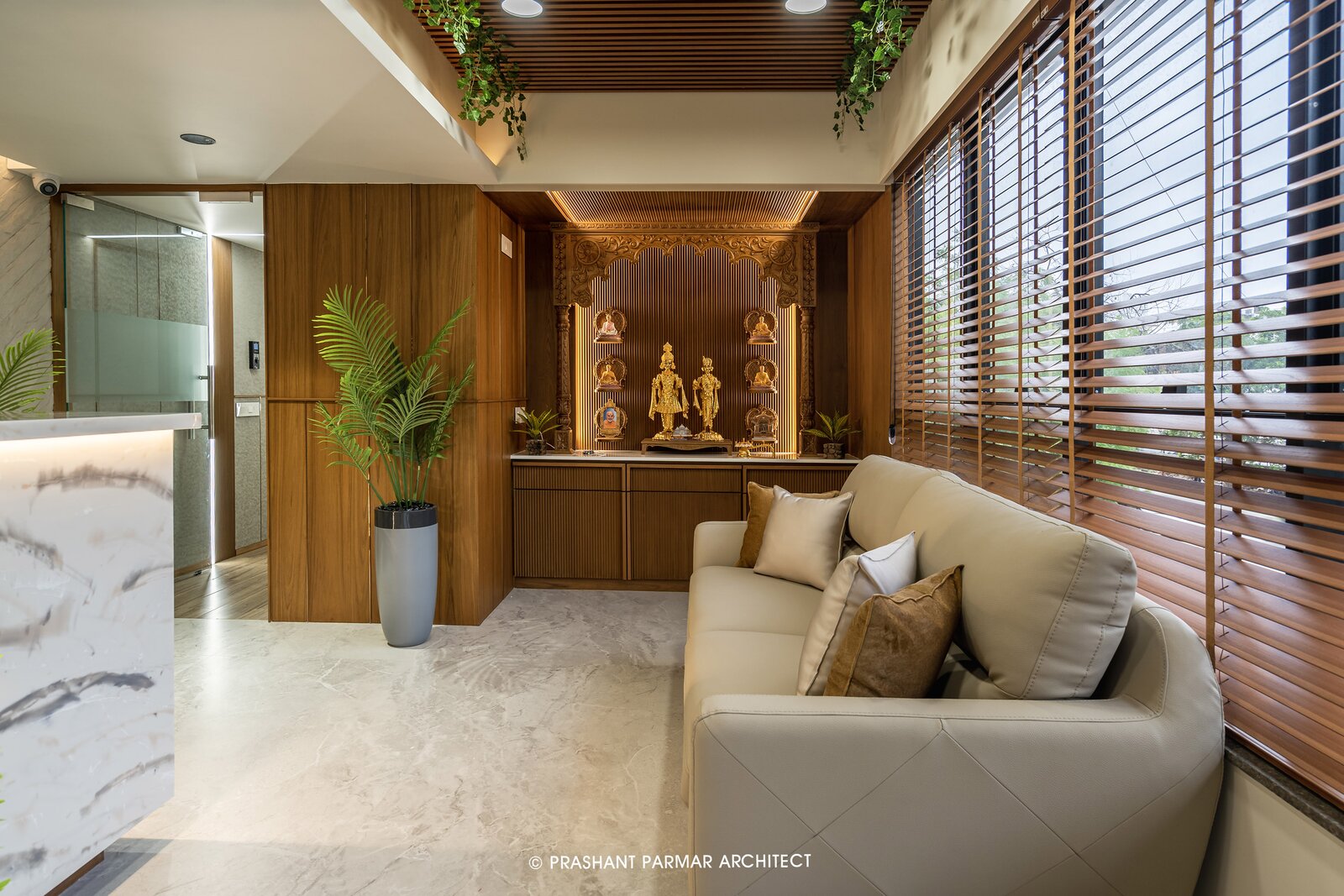 Photo 20 of 30 in Modern Office Interior Design In Ahmedabad by ...