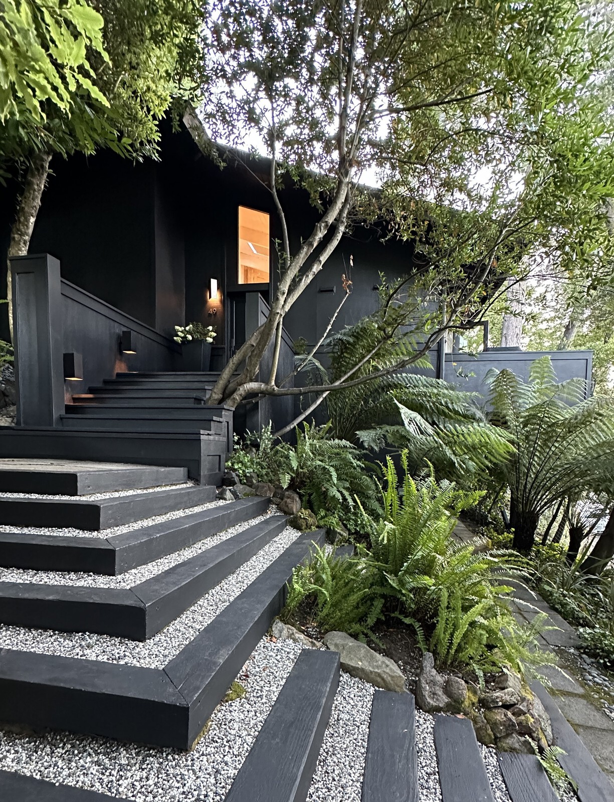 Mill Valley Artist Transforms Tree House (40 Photos) Dwell