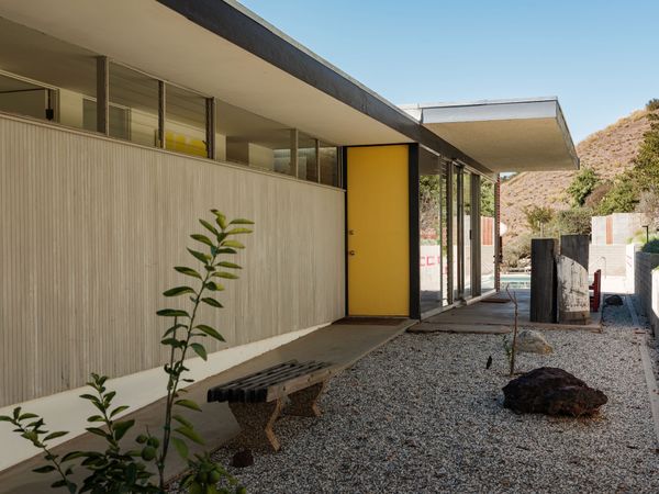 The Sale House was designed by famed modernist architect Richard Neutra in 1960. It was commissioned by Robert and Elsa Sale.