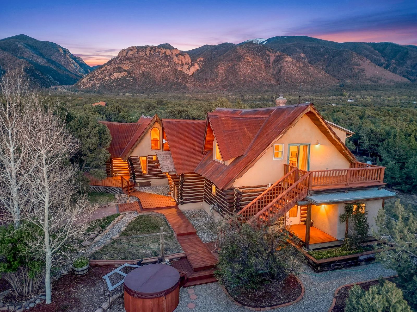 The home has stunning views from its location in the foothills of the Sangre de Cristo Mountains.