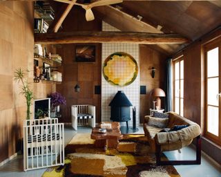 In Paris, a Top-Floor Apartment Wrapped in Top-Shelf Materials Seeks €1.1M