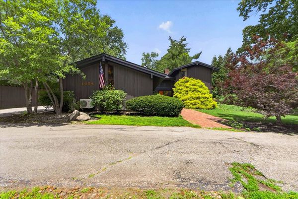 Architect Ward Haylett designed a number of midcentury-modern homes in the Kansas City area.