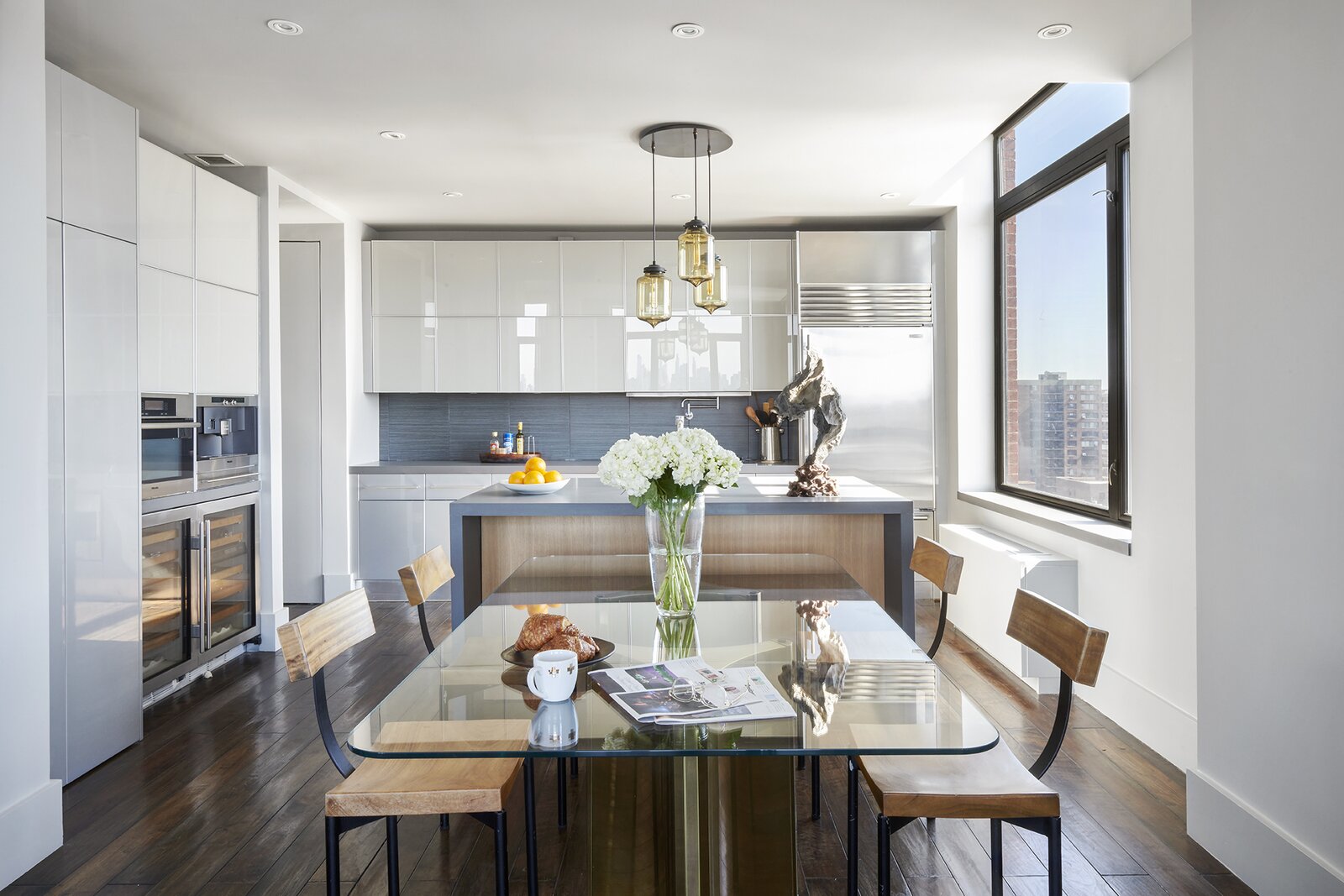 Stunning Penthouse Apartment With Gourmet Cooking Stations image