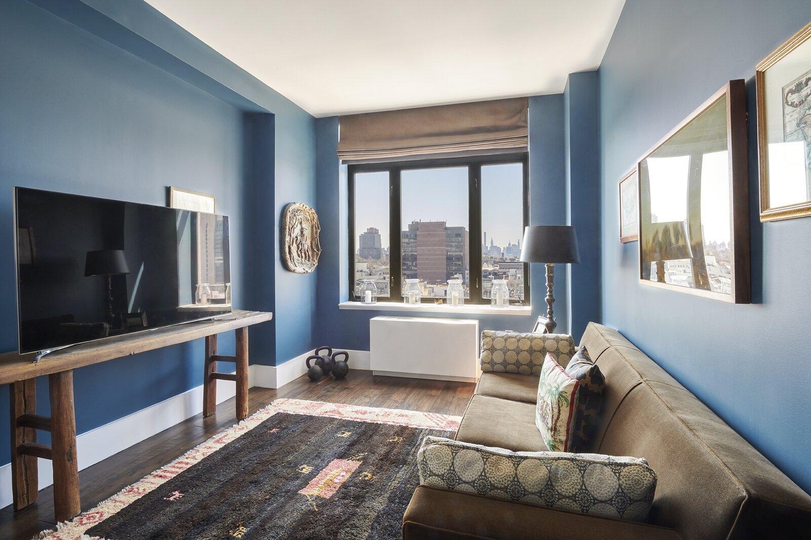 Photo 11 of 16 in Harlem Light-Filled Duplex Penthouse by Elizabeth ...