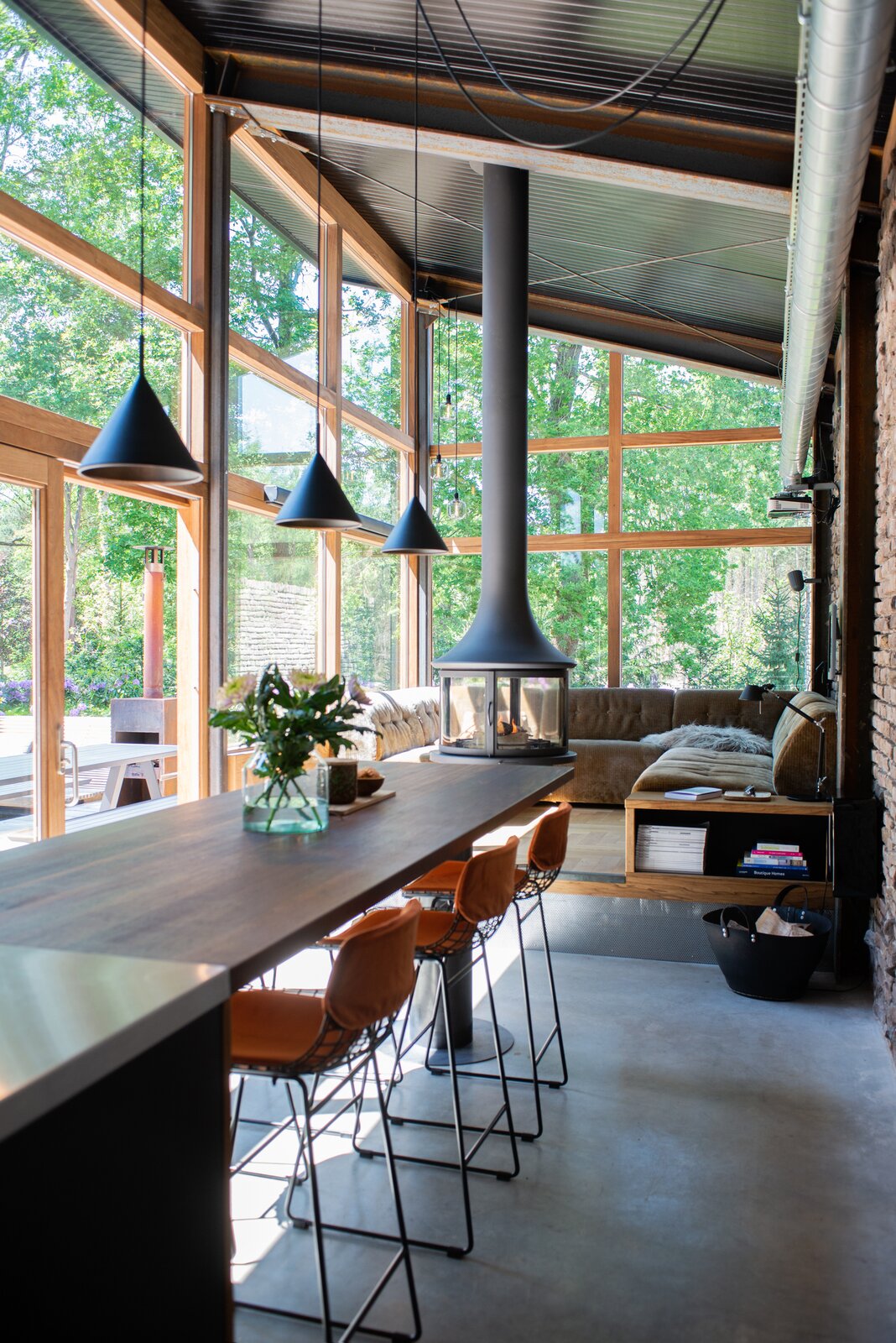 Photo 14 of 24 in The pool House by Paulien van Noort - Dwell