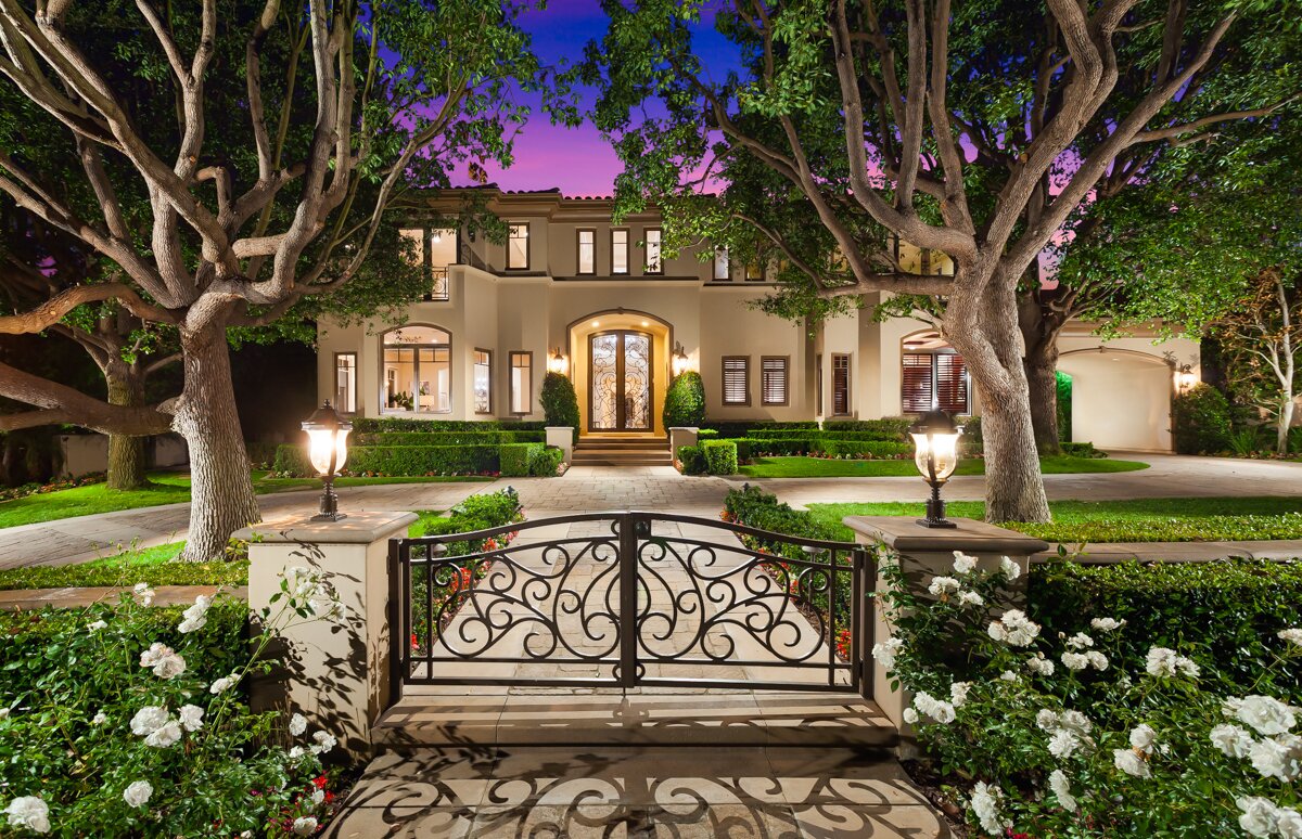 Photo 2 of 5 in Exclusive Resort-Style Estate in Coastal Orange County ...