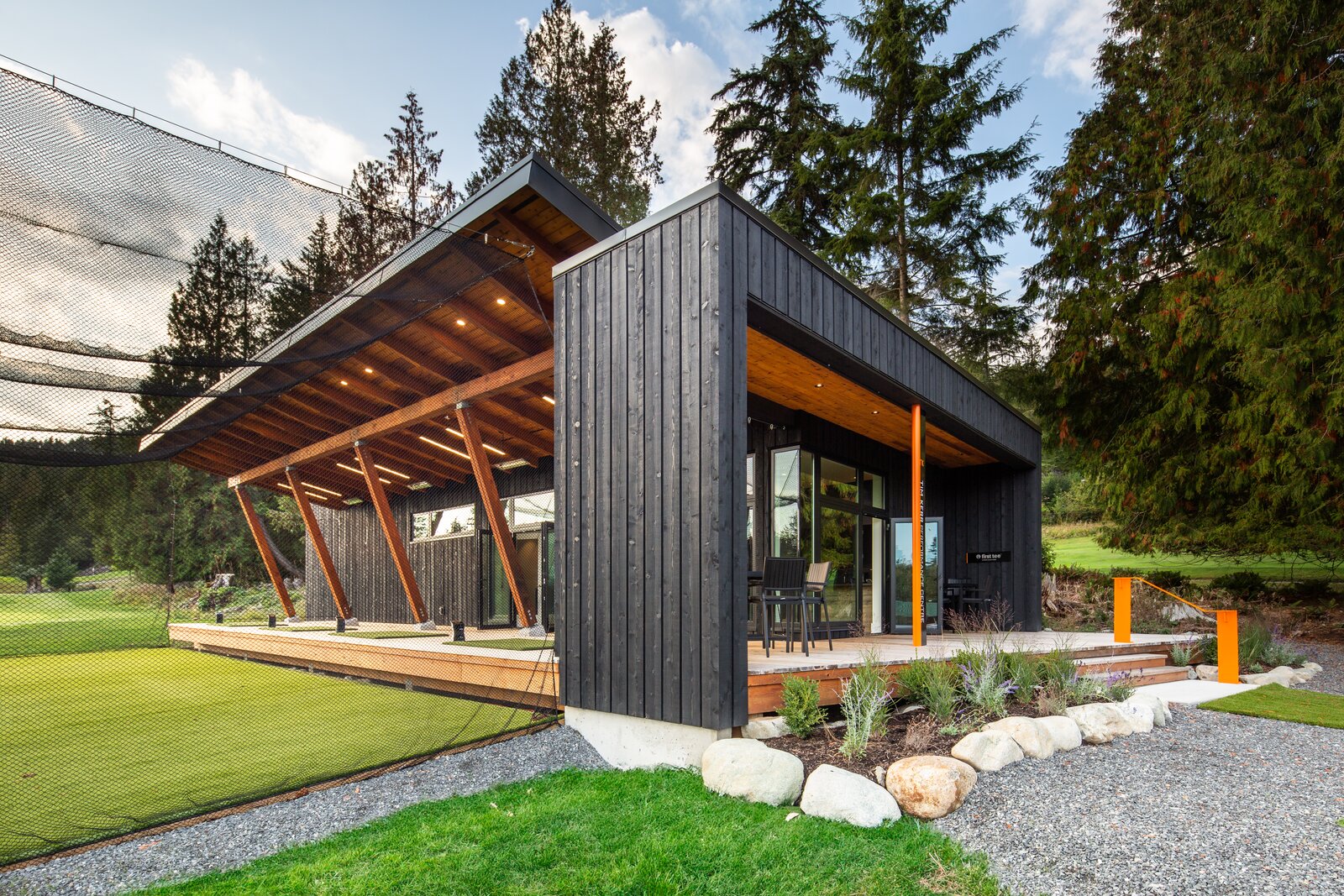 Photo 1 of 8 in Tim TK Kerr Golf Performance Centre by Liz Reid - Dwell