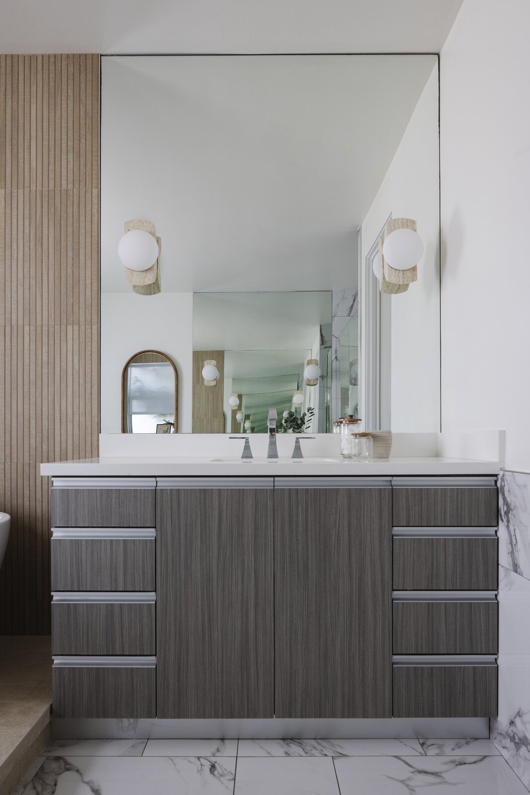 Photo 18 of 28 in Project Carmelina by Jubilee Interiors - Dwell