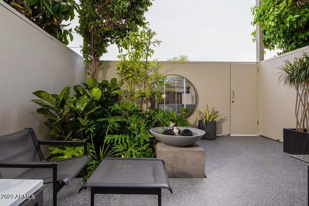 Photo 9 of 14 in Al Beadle’s Three Fountains 28 Mid Century Modern