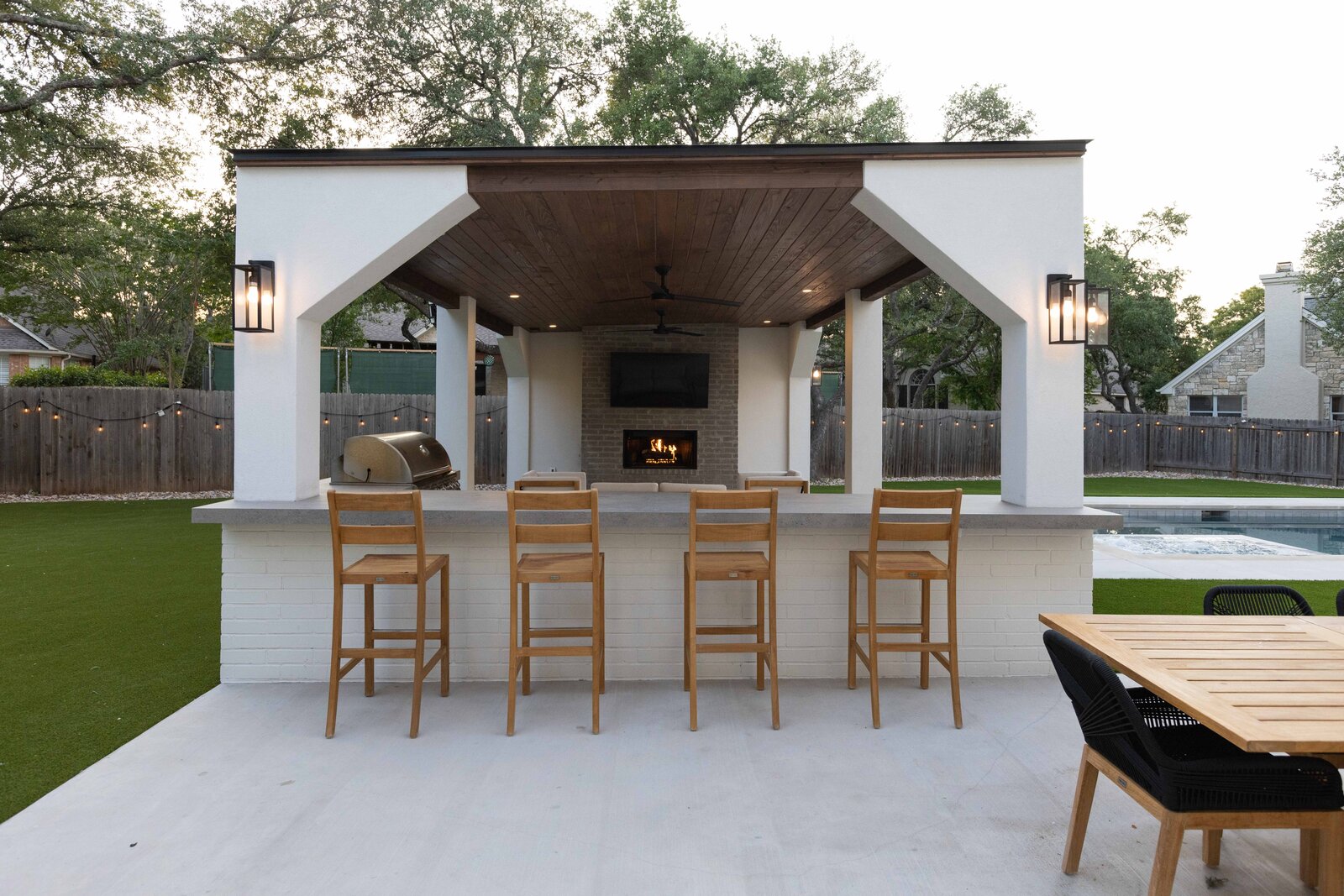 Photo 6 of 7 in Austin, Texas Backyard & Outdoor Living Room by Yardzen Dwell