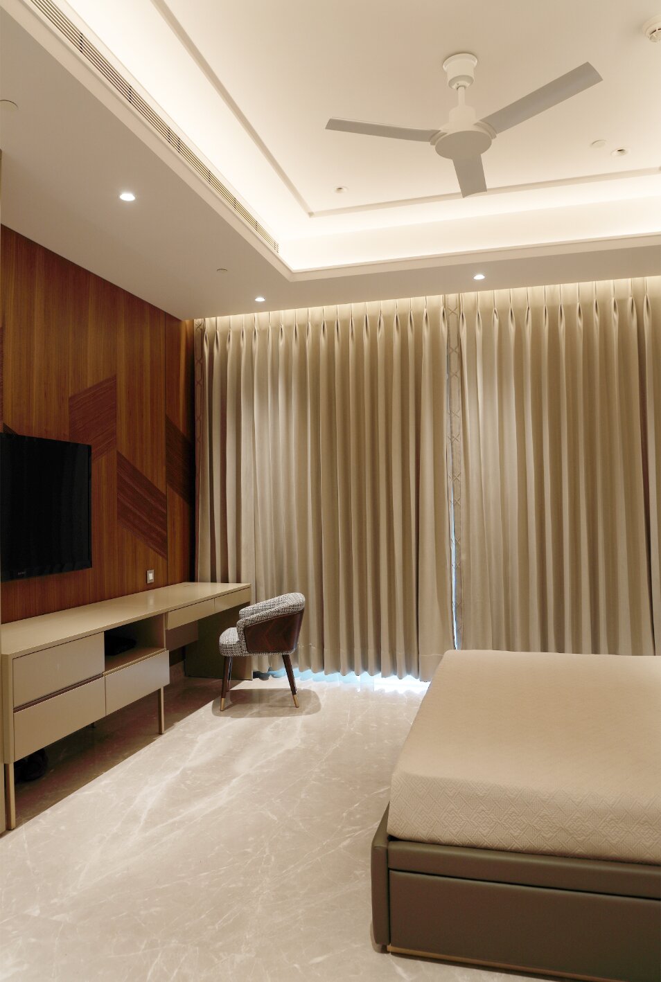 Photo 12 of 13 in Urban Oasis, Gurgaon by Innovative Lighting Design