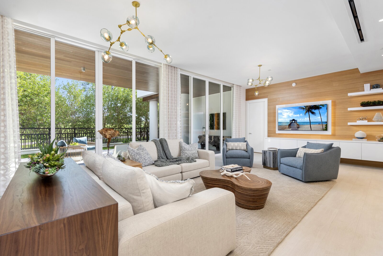 Photo 5 of 6 in Expansive Golf Villa Residence at ALINA Residences Boca ...