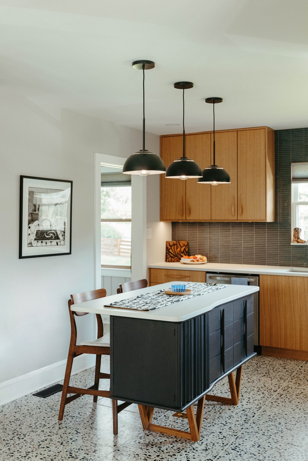 Photo 12 of 13 in The Tronu Pennington House by Friend Design ...