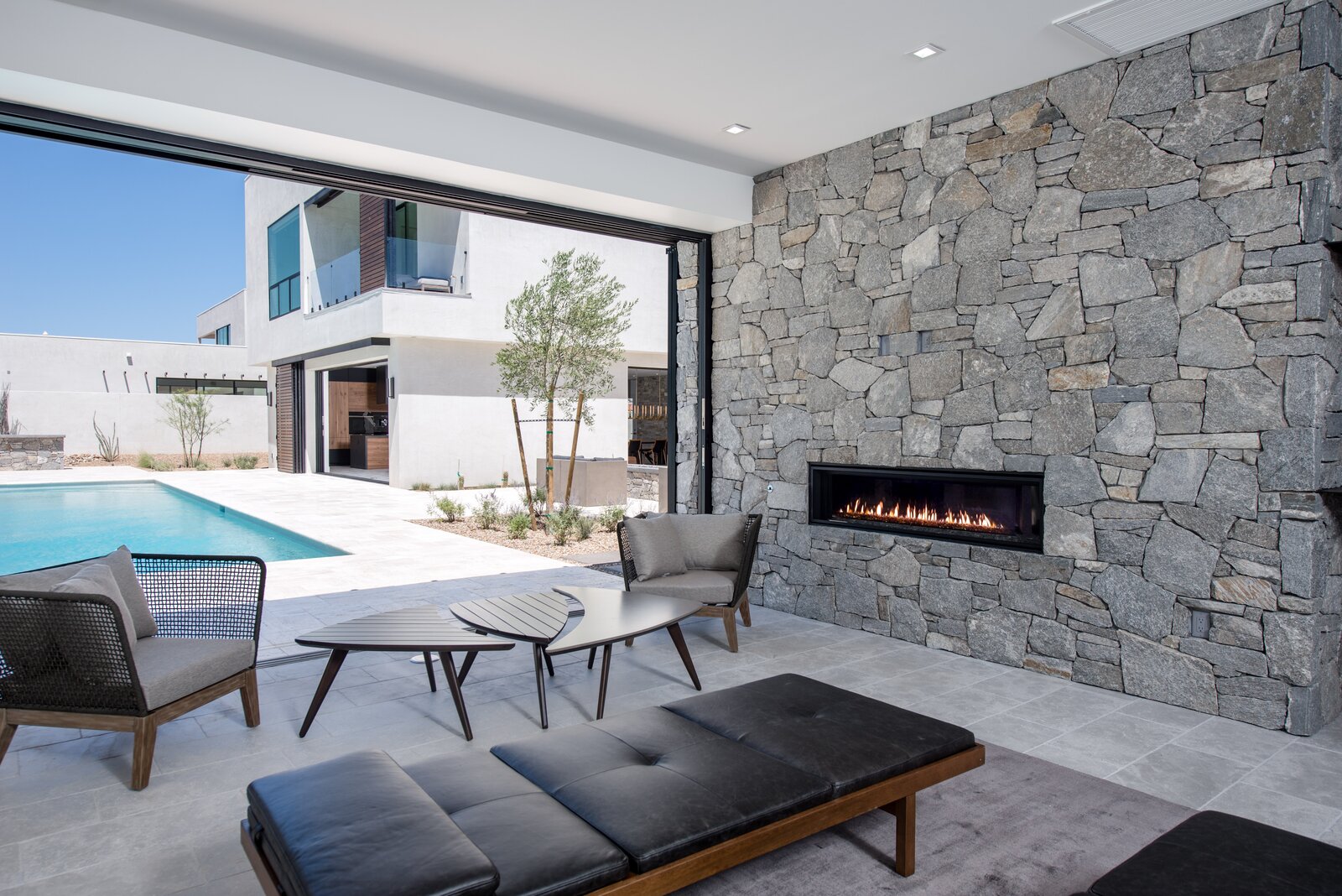 Photo 4 of 56 in Jewel Homes Allure model listed for 4.2 M, designed by Peter Lik by Gavin