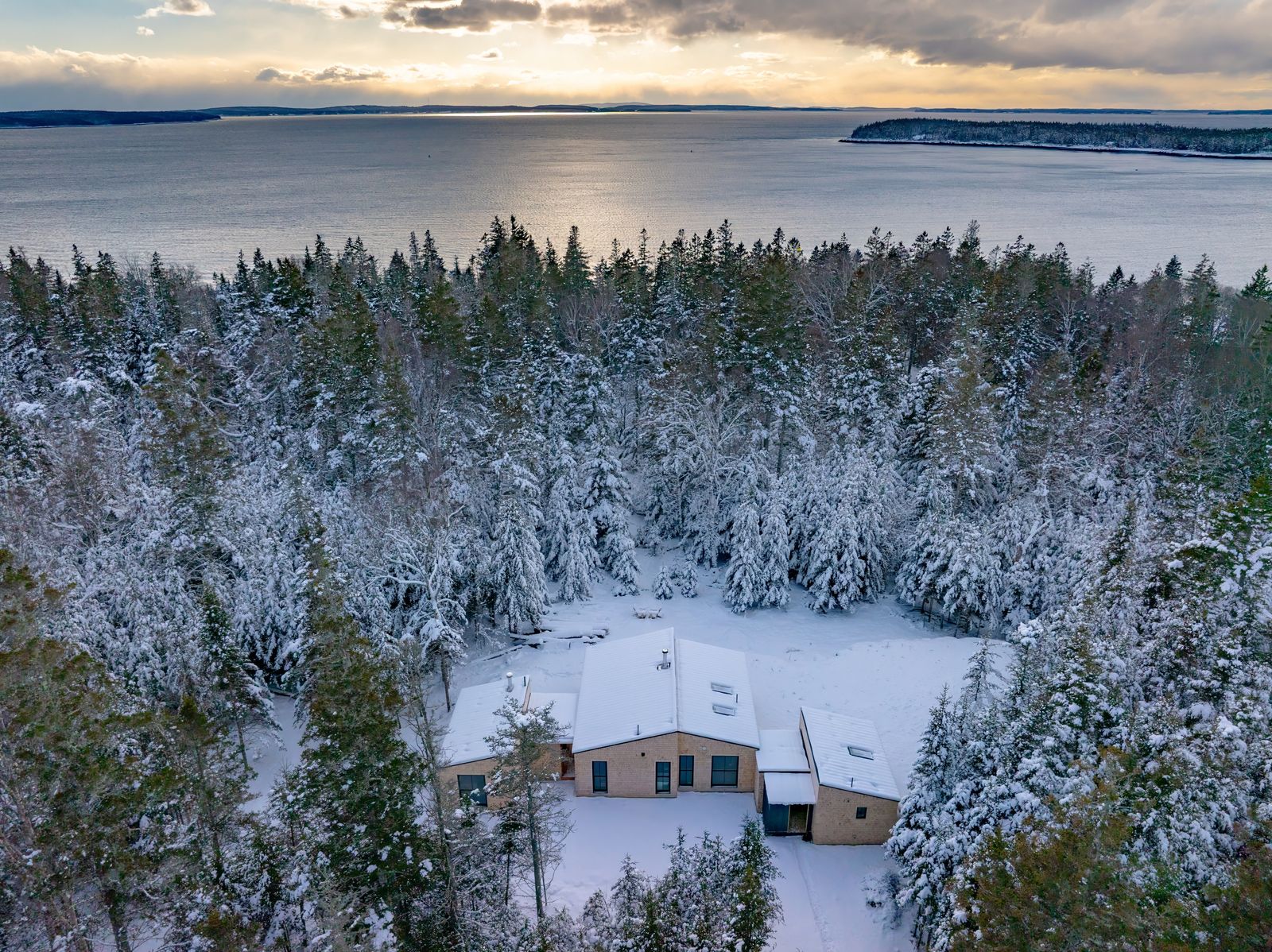 Construction Diary: She Built Her Maine Home From Scratch as a Novice General Contractor