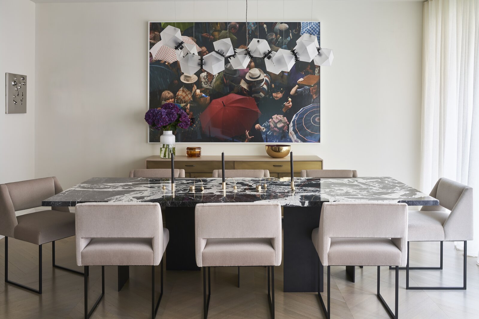 Photo 5 of 12 in Chelsea Residence by Vanessa Rome Interiors by ...