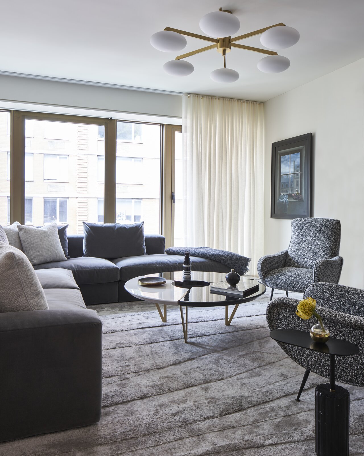 Photo 4 of 12 in Chelsea Residence by Vanessa Rome Interiors by