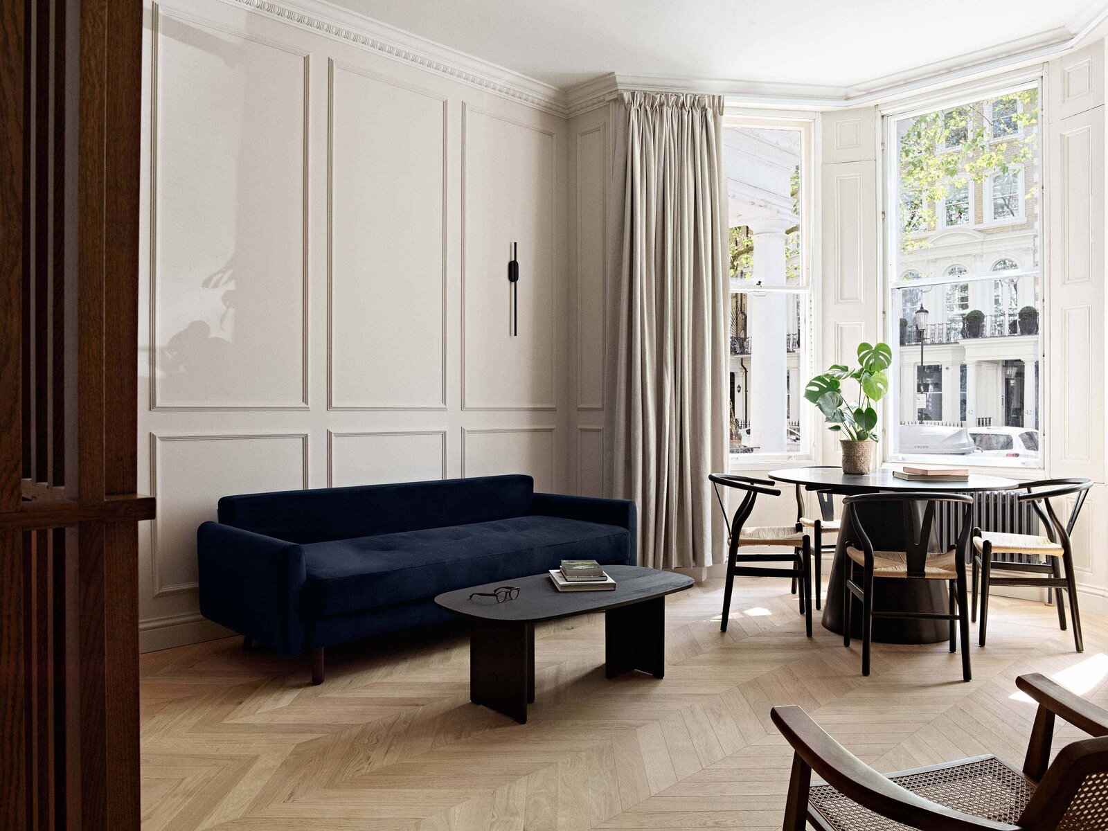 Photo 1 of 20 in Knightsbridge Apartment by Georgios Apostolopoulos - Dwell