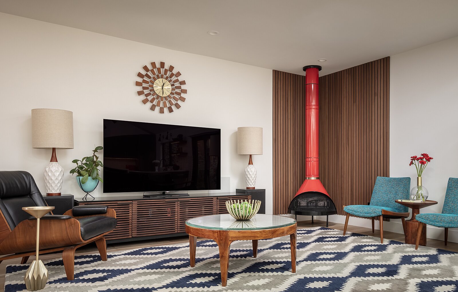 Photo 14 of 30 in Midcentury Lafayette by Alina Druga Interiors - Dwell