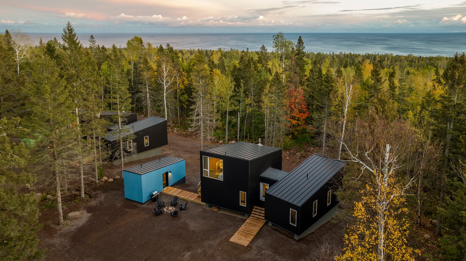 Photo 9 of 13 in Ski Hill Cabins & Saunas by Grayspace Architecture - Dwell