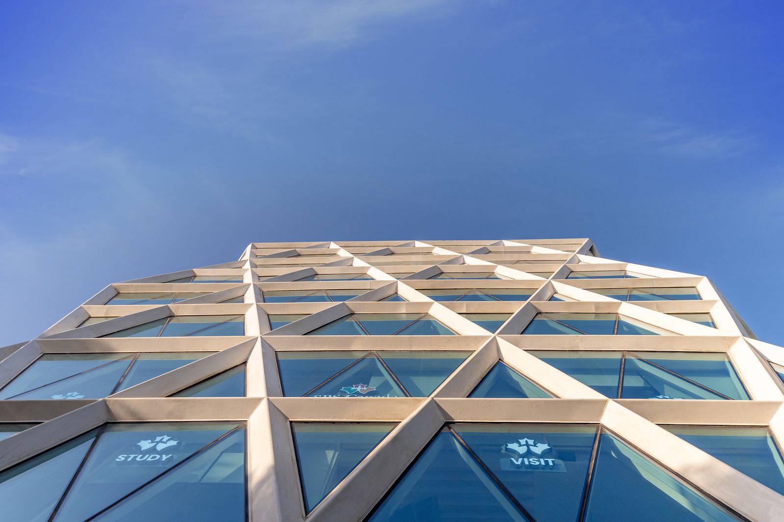 Curated visual reference: Picture Idea: Photo 9 Of 19 In Potash Tower By Ini Design