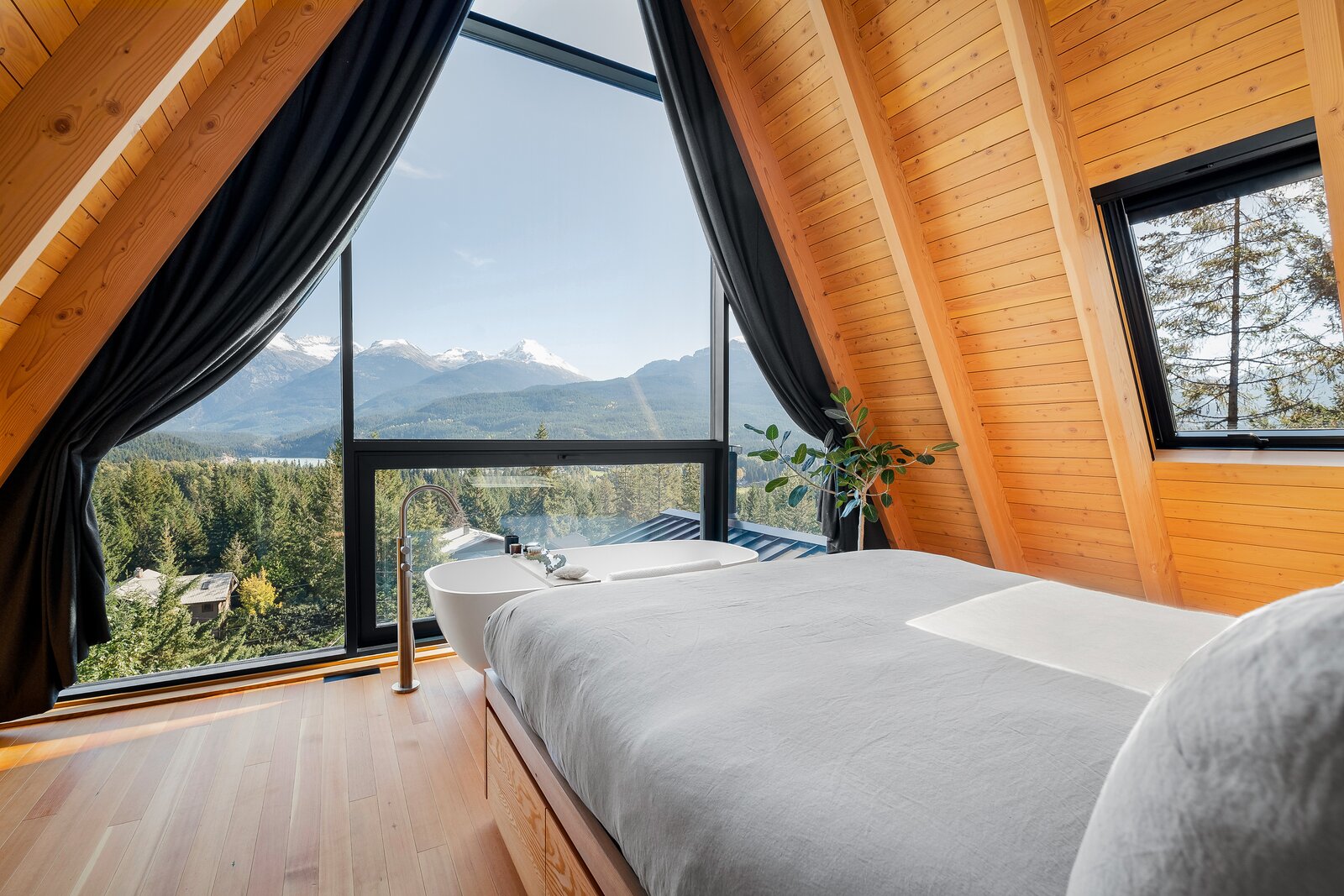 Photo 8 of 10 in Alpine A-Frame by Marie-Joelle Marceau - Dwell