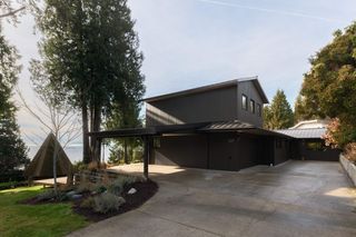 There’s a "Secret Beach" Just a Five-Minute Walk From This $1.5M Home in Canada