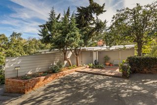 In Pasadena, a Landmark Midcentury Home Is on the Market for $2.8M