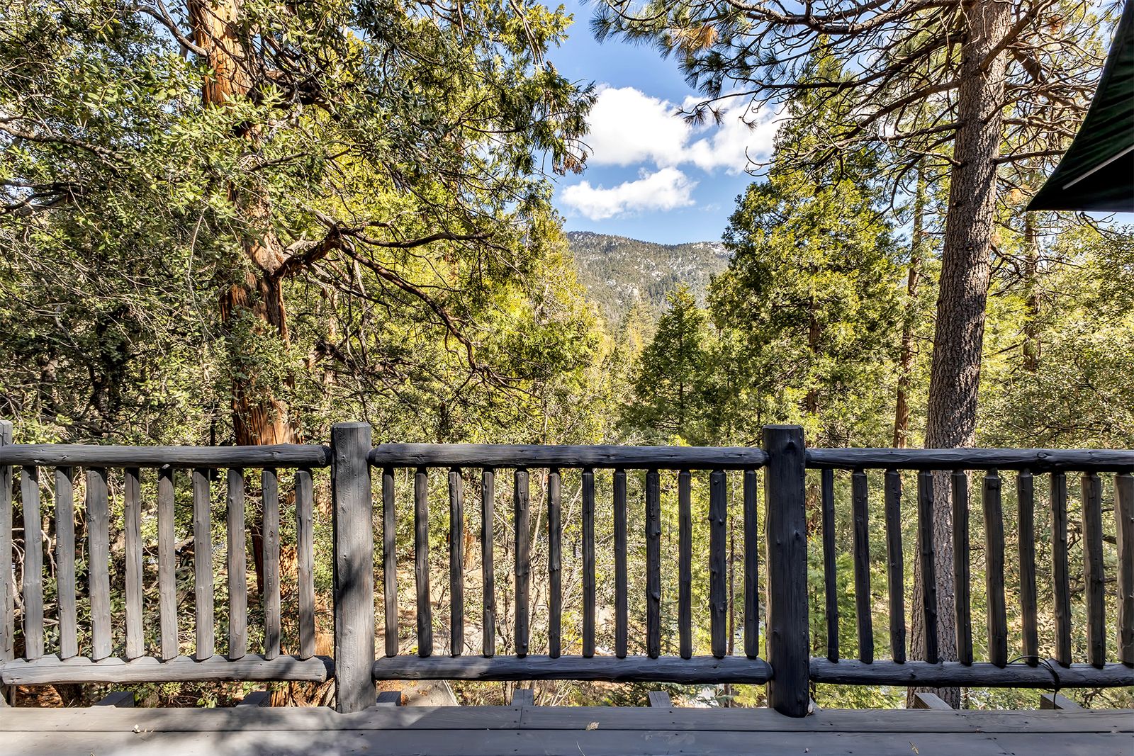 Photo 10 of 14 in Dolly Parton's former Idyllwild Hideaway Now on the